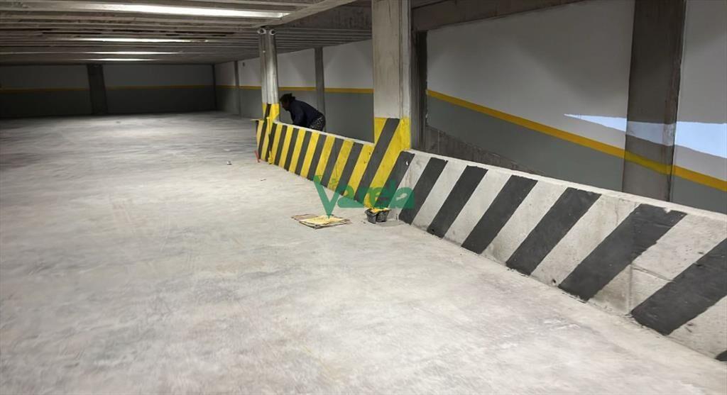 Venta Parking 900 metros con renta Ciudad Vieja