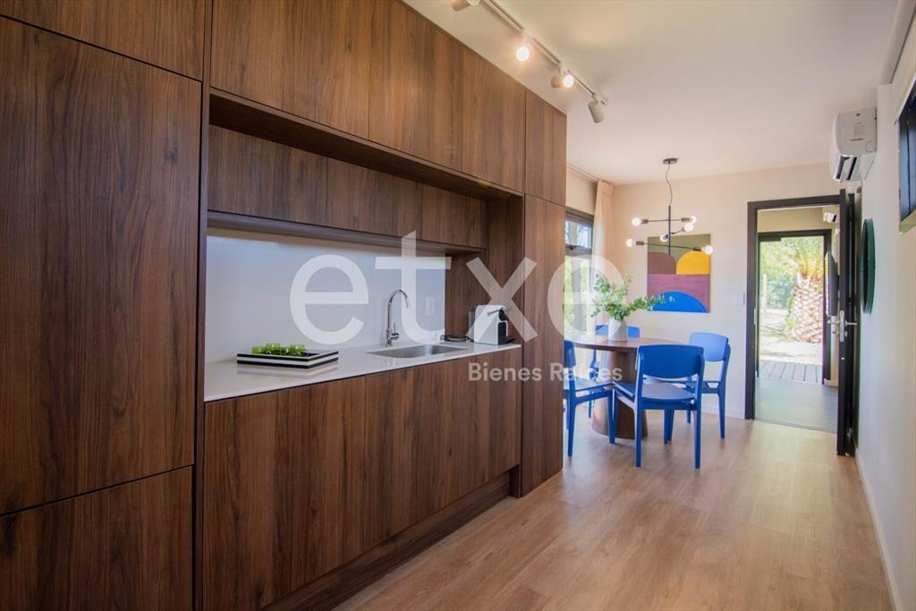 Venta de Apartamento 2 Dormitorios en Rotunda al Lago...