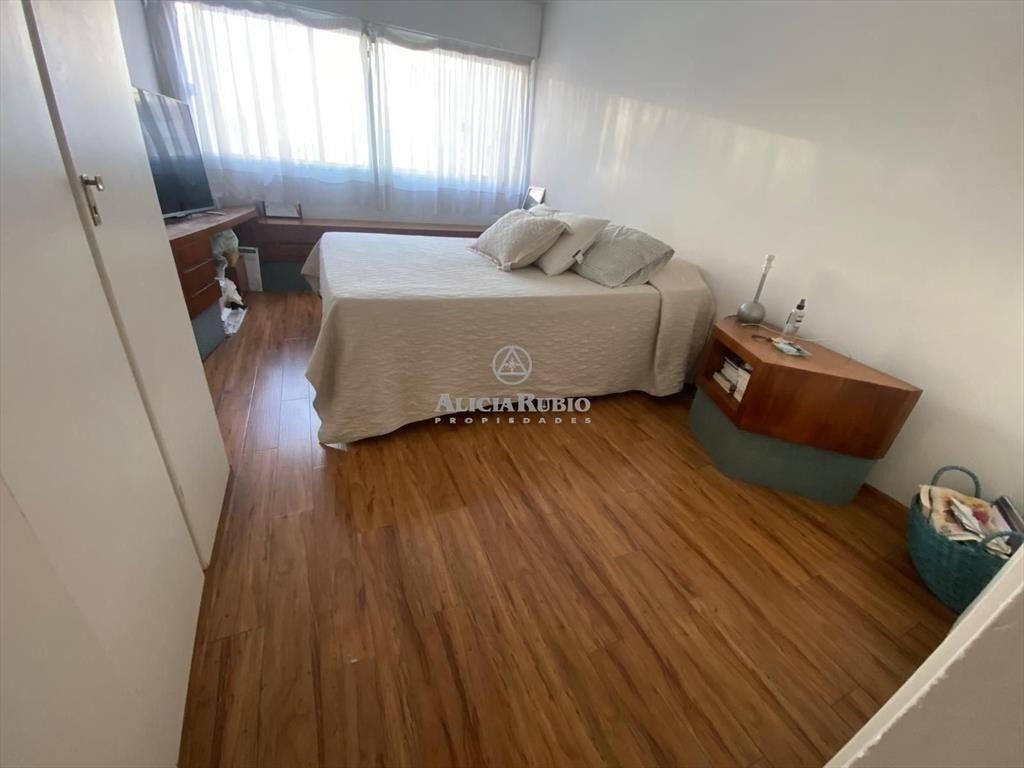ROQUE GRASERAS CASI VILLA BIARRITZ. PISO ALTO. ESTAR. PO...