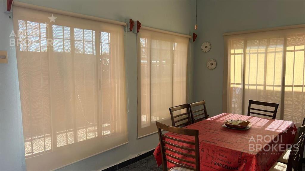 Casa de dos dormitorios en venta en Jardines del Hipódromo