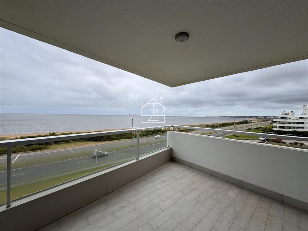 Venta apartamento 3 suites Punta del Este