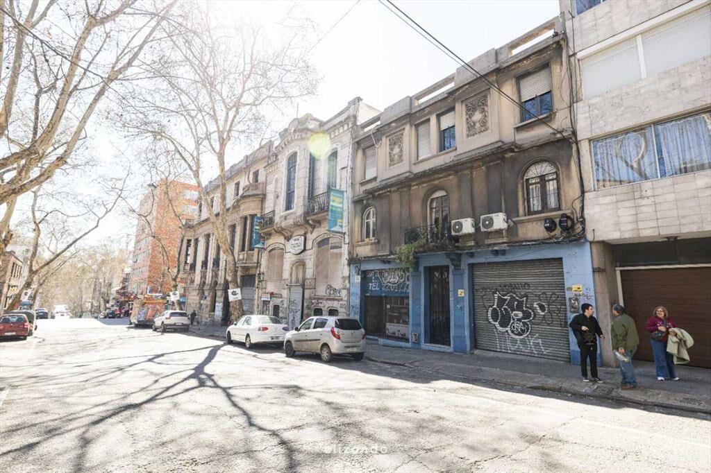 Venta de apartamento cuatro dormitorios - Centro