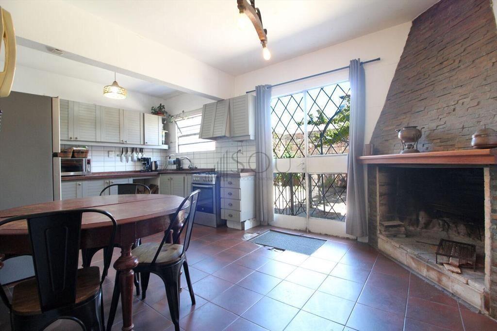 Venta casa 4 dormitorios, garage y piscina en Unión.