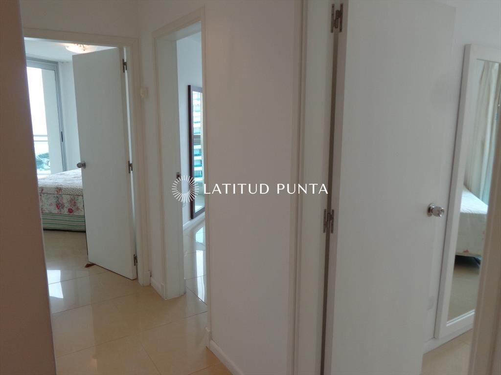 Apartamento en Brava, 3 dormitorios más