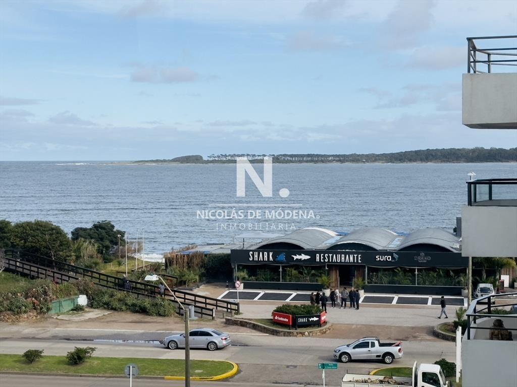 Apartamento en venta, 3 dormitorios, vista al