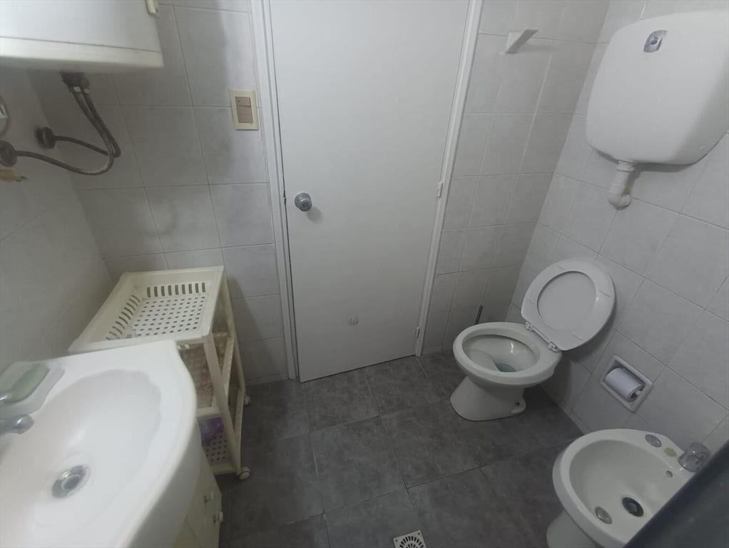 Jackson y Constituyente, gran ubicación, piso alto!
