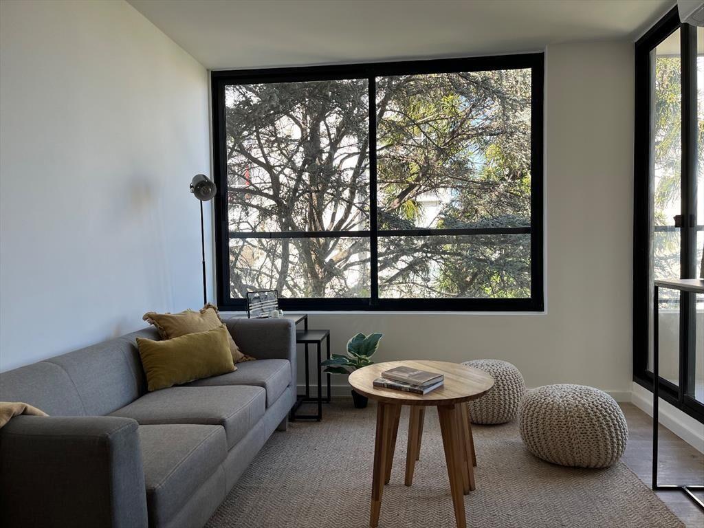 Apartamento en venta en Tres Cruces de dos dormitorios A...