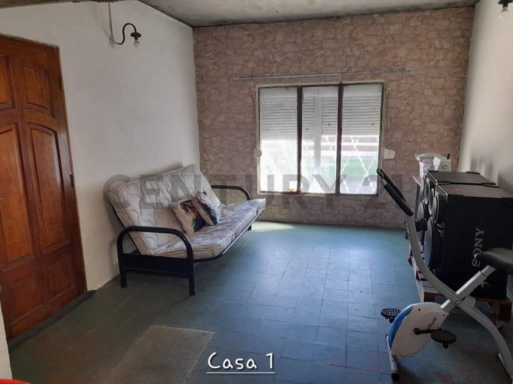 Venta 2 casas, Padrón único a pasos de Propios y Gral. Fl...