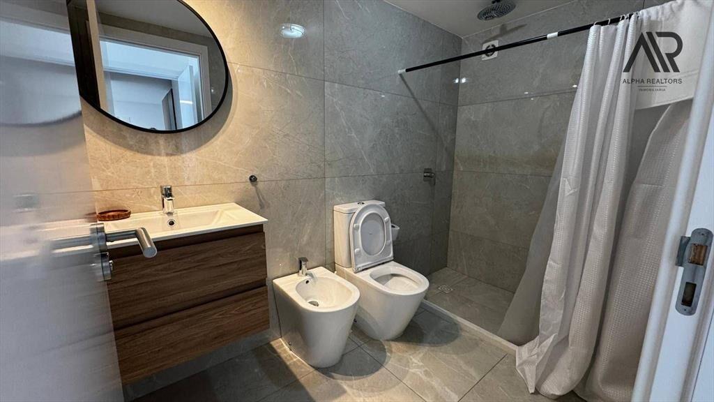 Apartamento en venta c/ cochera en Playa Brava