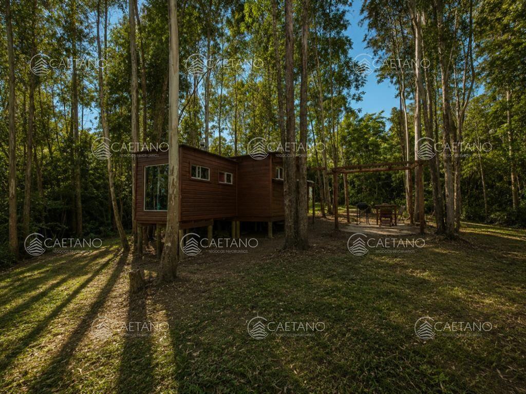 VENTA DE TERRENO CON 2 CABAÃ?AS PUNTA BALLENA-LAS