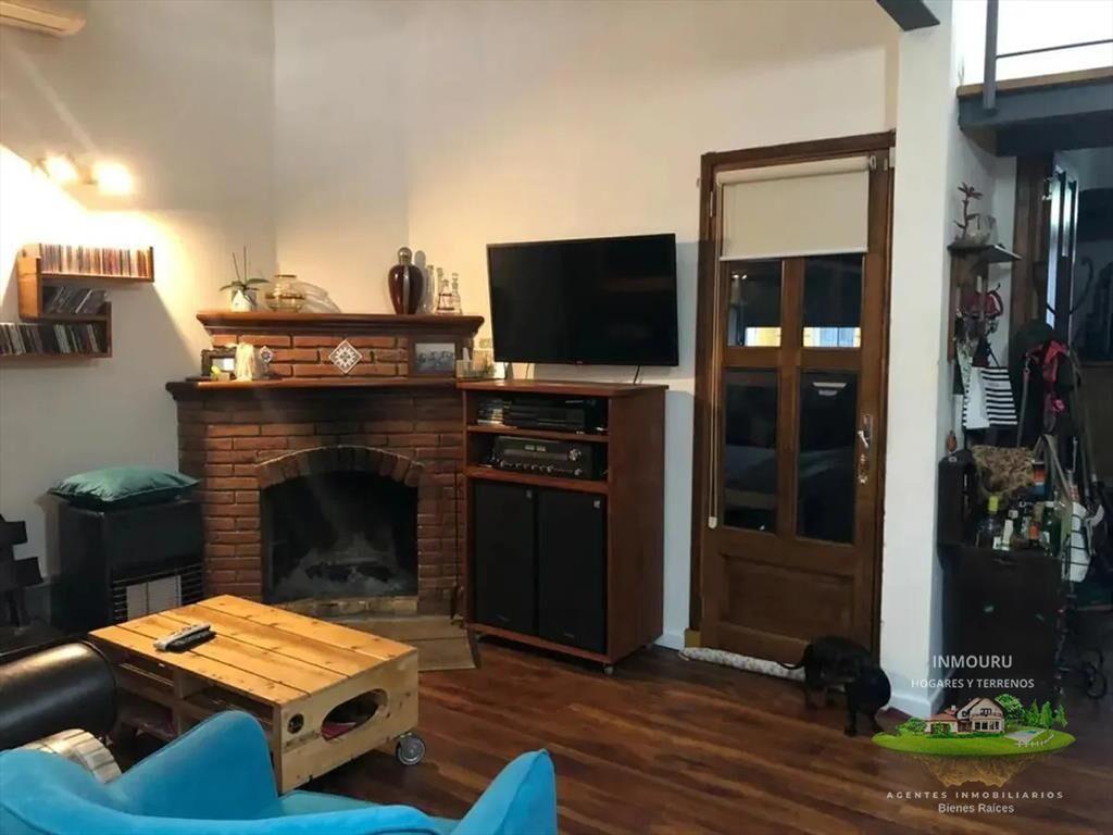 Vendo Casa con Renta en Tres cruces