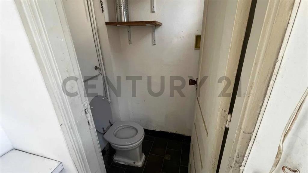 Apartamento con RENTA $32.000 3 Dormitorios- Patio exc- B...