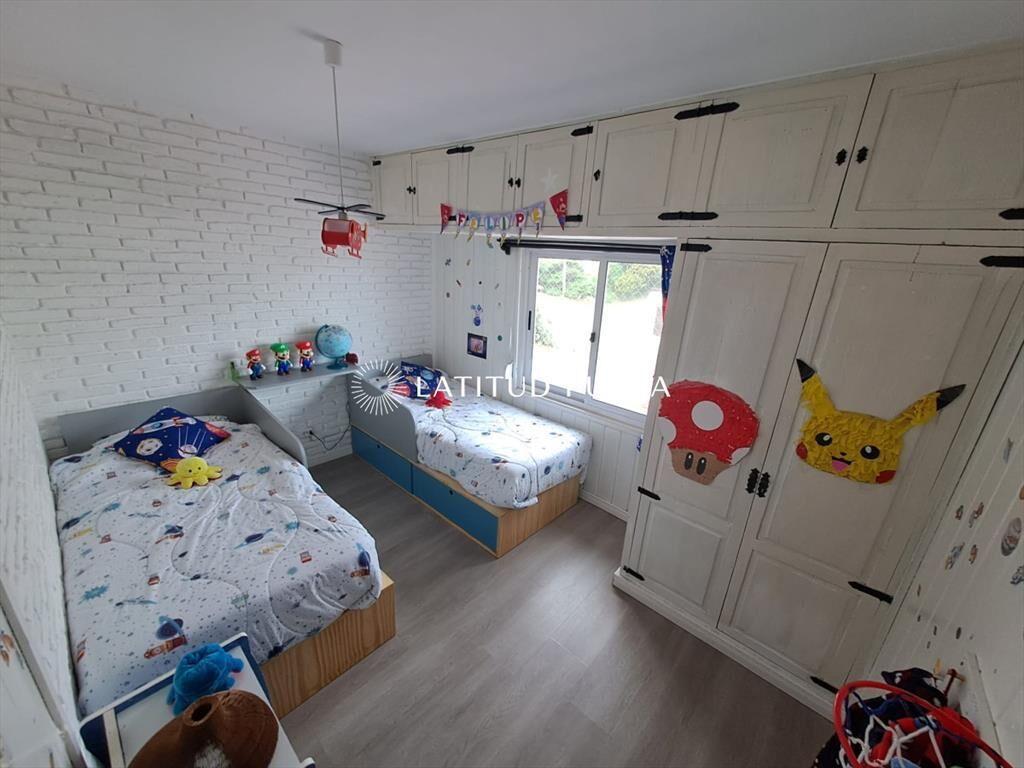 Casa en Pinares, 4 dormitorios