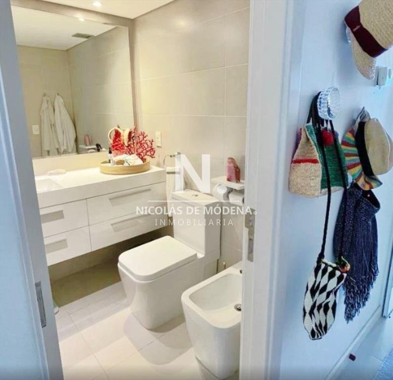 Vende magnífico apartamento en Mansa, Punta del