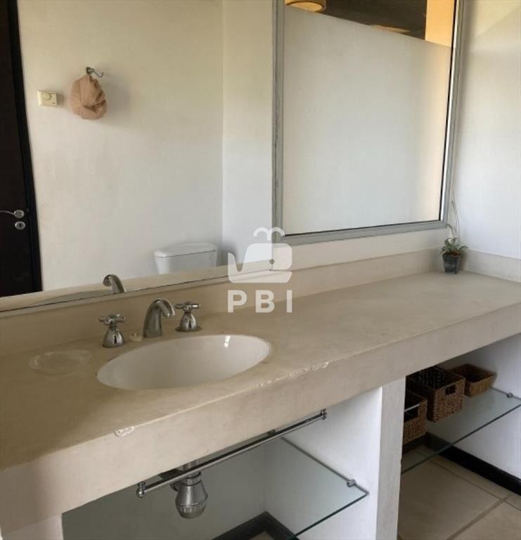 Venta de casa 3DORMITORIOS con vista al Mar - :