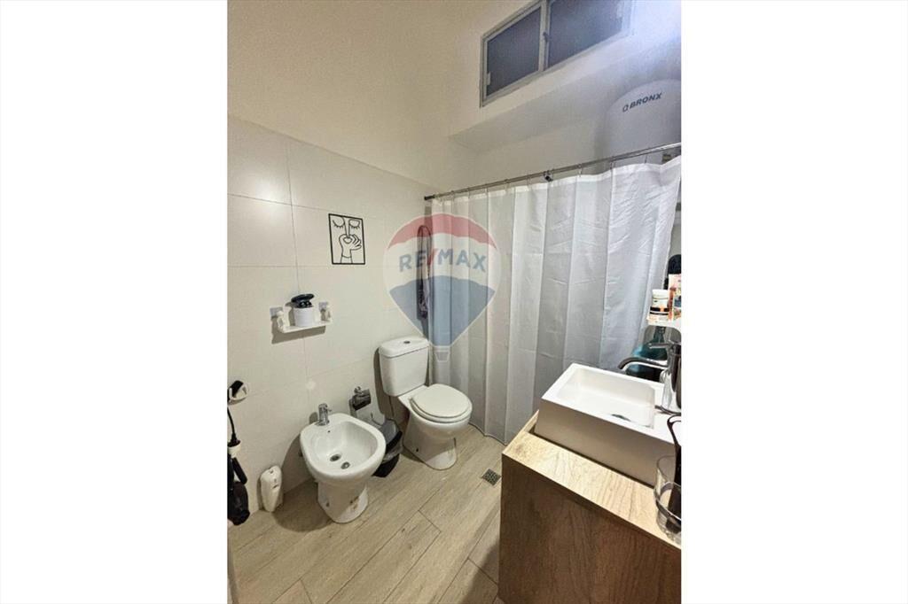 Venta apartamento dos dormitorios La comercial