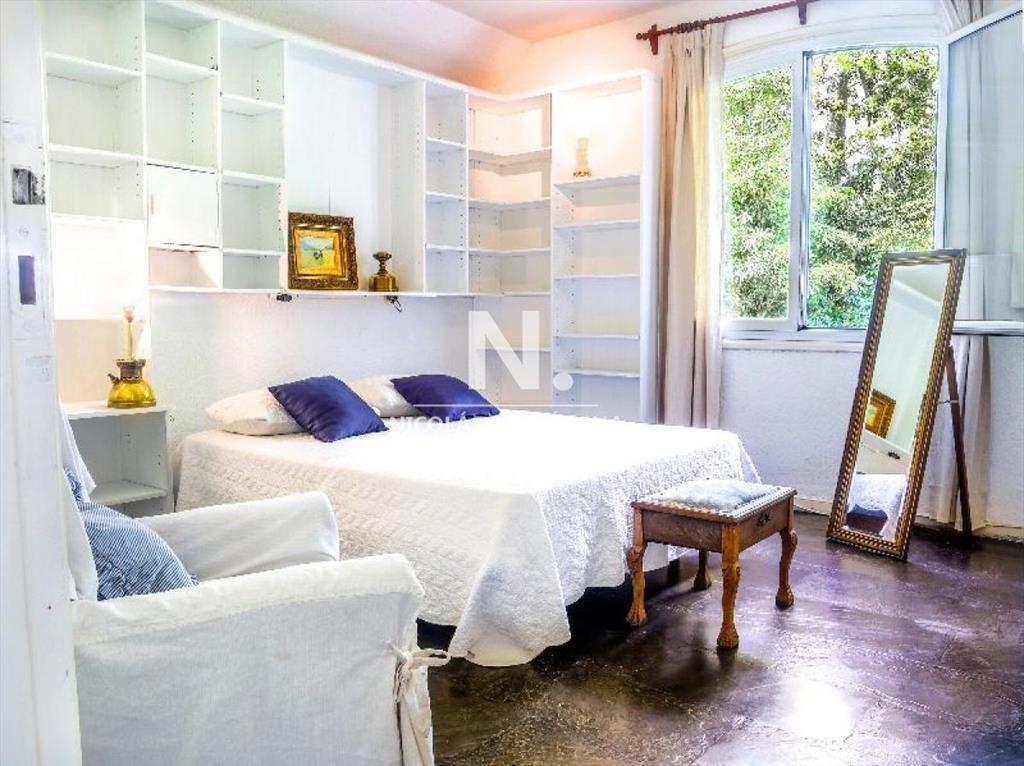 CASA EN VENTA EN PINARES, PLAYA MANSA , 4
