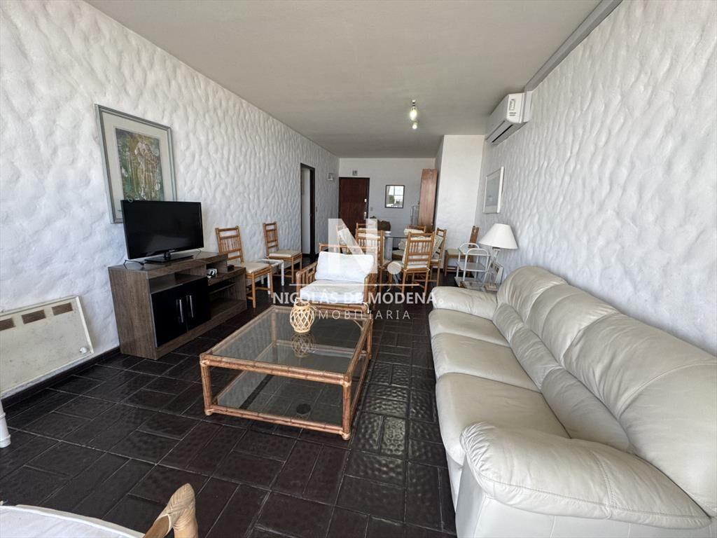 Apartamento frente al mar, a pasos de la 3 , del