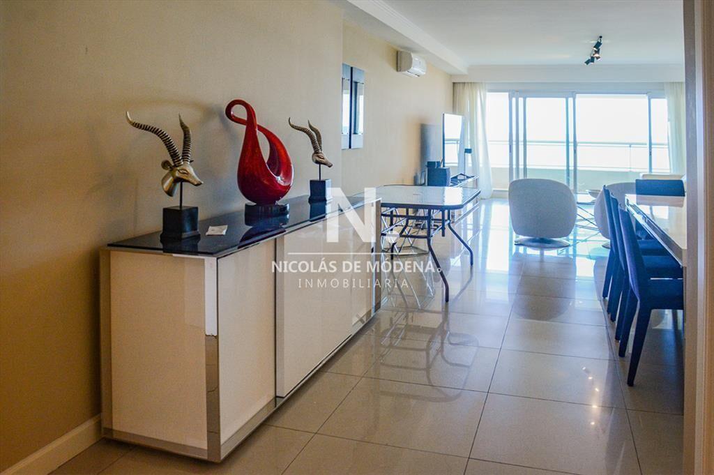 Departamento en Torre Lobos en alquiler frente al