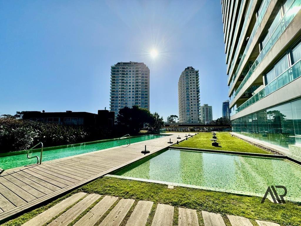 Venta Apartamento 2 Dormitorios Gala Vista, Av. Roosevelt