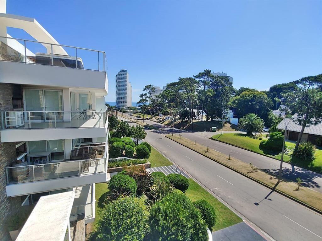 Apartamento en venta de 2 dormitorios en Punta