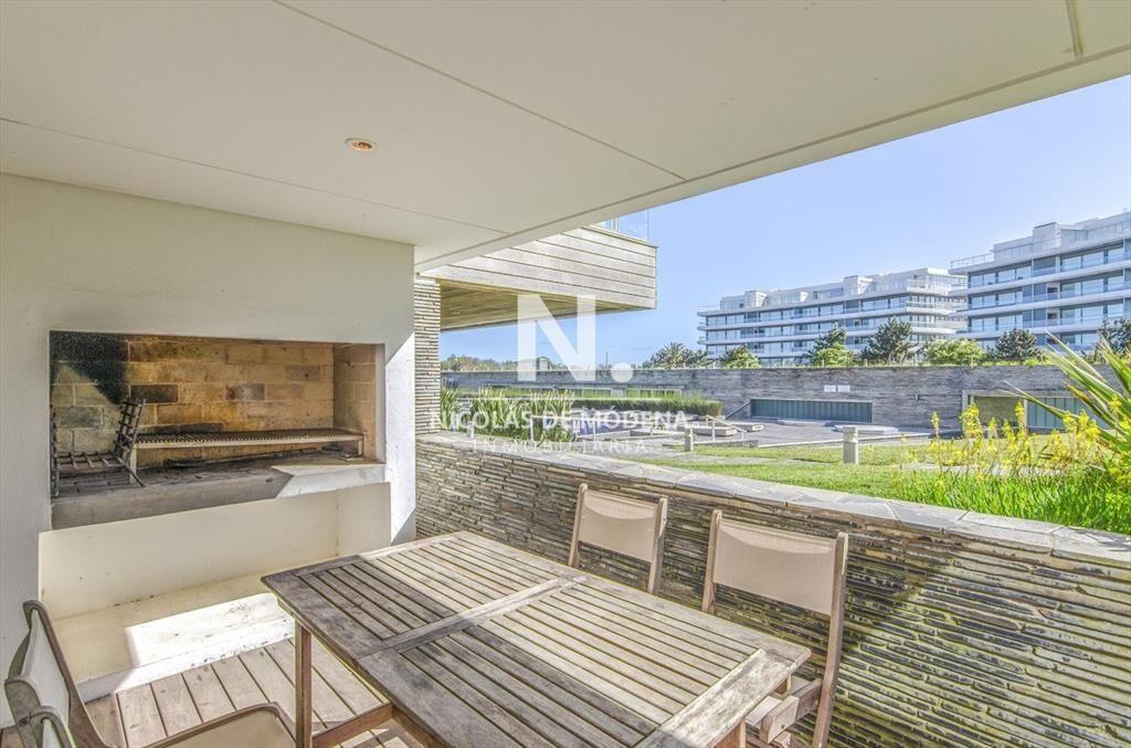 Apartamento Tres Dormitorios en Aqluiler Playa
