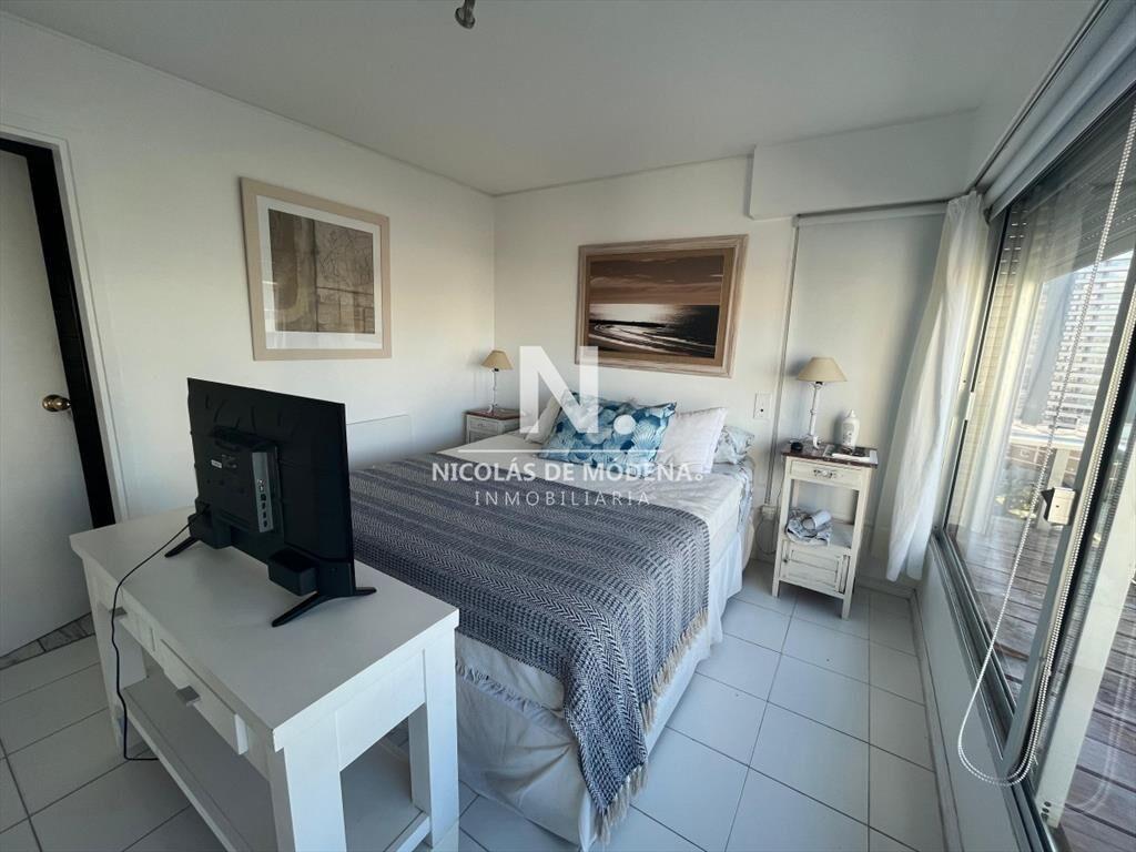 Apartamento en Alquiler de 2 dormitorios en Torre