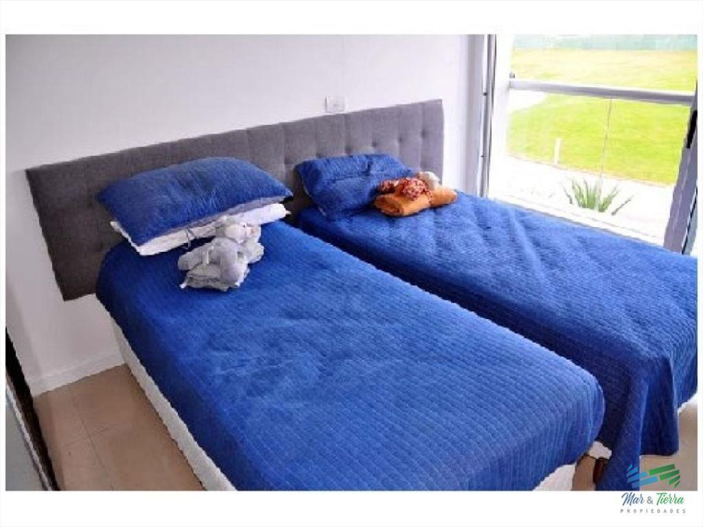 Vendo apartamento 3 dormitorios, primera línea