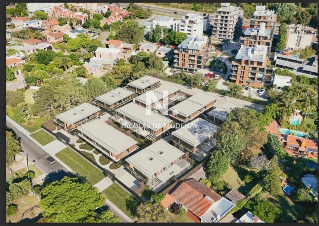 Casa en Venta de 4 Dormitorios en Exclusiva. de
