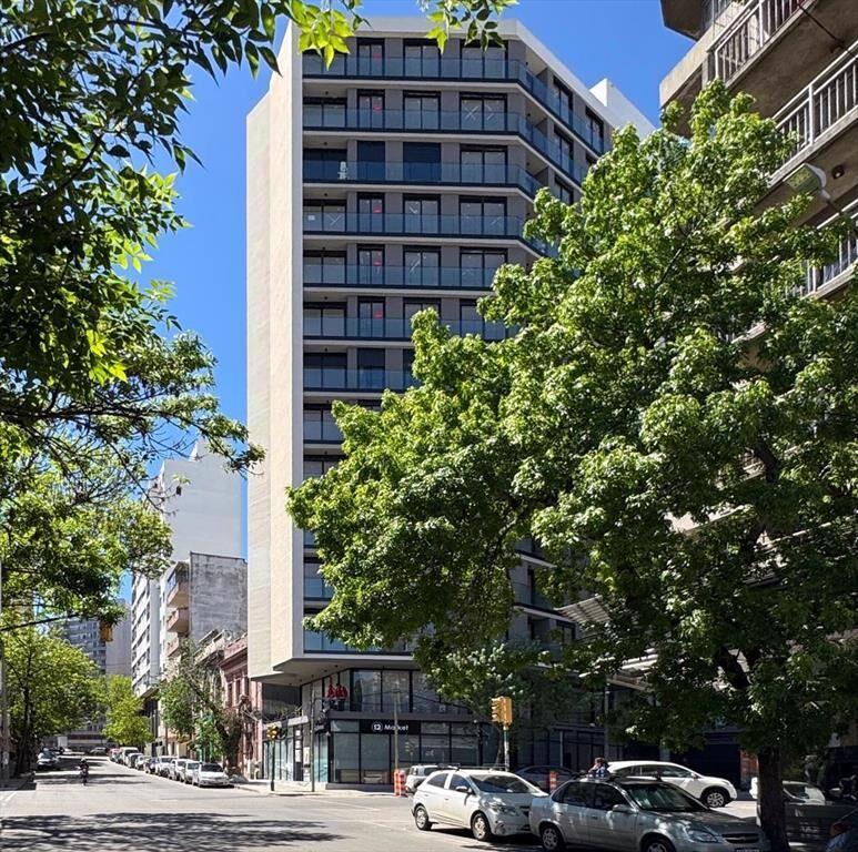 Alquiler Apartamento 2 Dormitorios en Tres Cruces con garaj