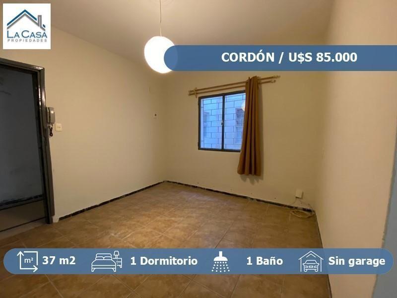 Venta de Apartamento de Un dormitorio con Patio en Cordón