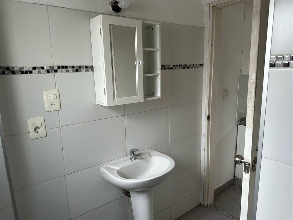 ALQUILER LA COMERCIAL APARTAMENTO 1 DORMITORIO