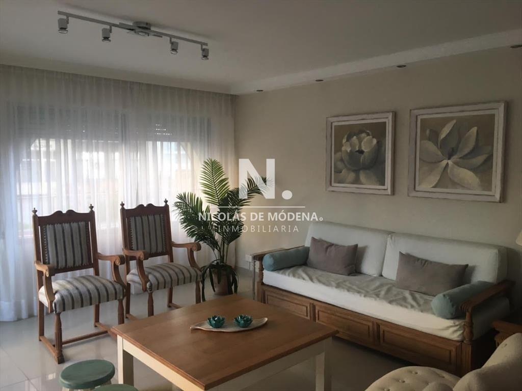 Hermoso departamento en la peninsula!