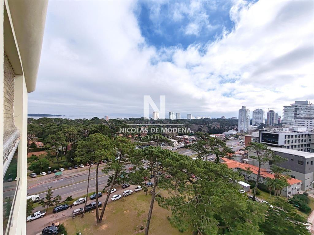 En venta apartamento 2 dormitorios Roosevelt, del