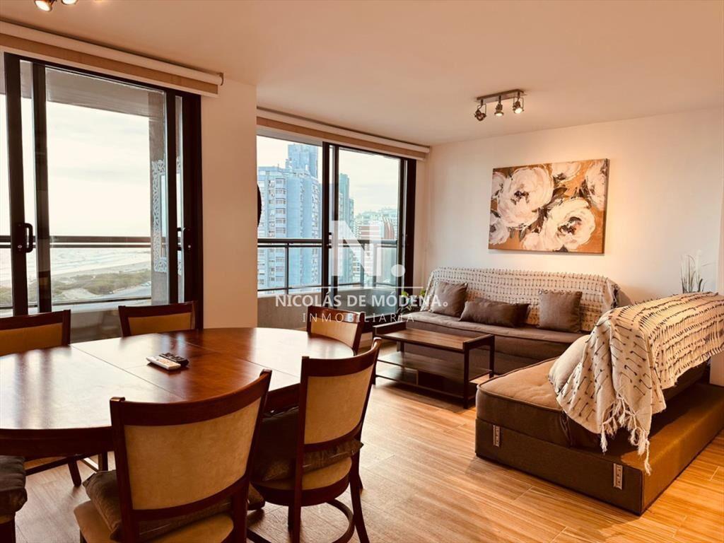 En venta apartamento de 2 dormitorios con hermosa vista pa