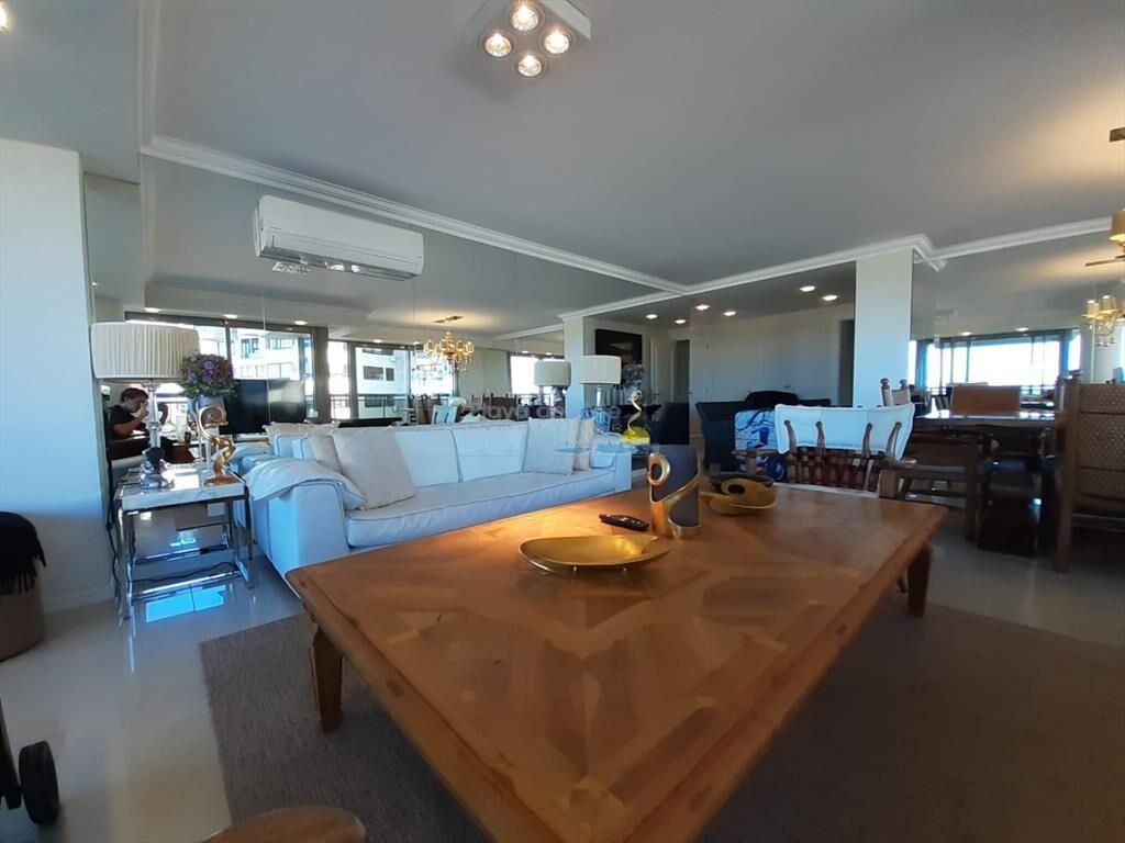 Apartamento en venta de 3 dormitorios en Torre ,