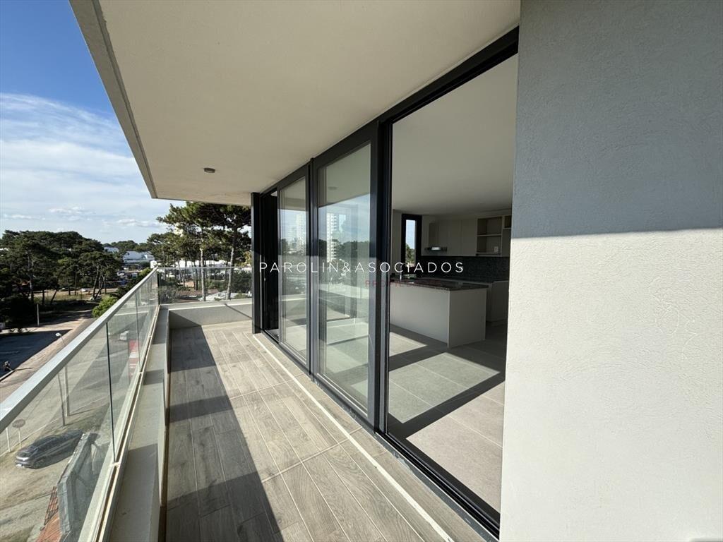 apartamento de 2 dormitorios moderno VIEW PUNTA DEL ESTE