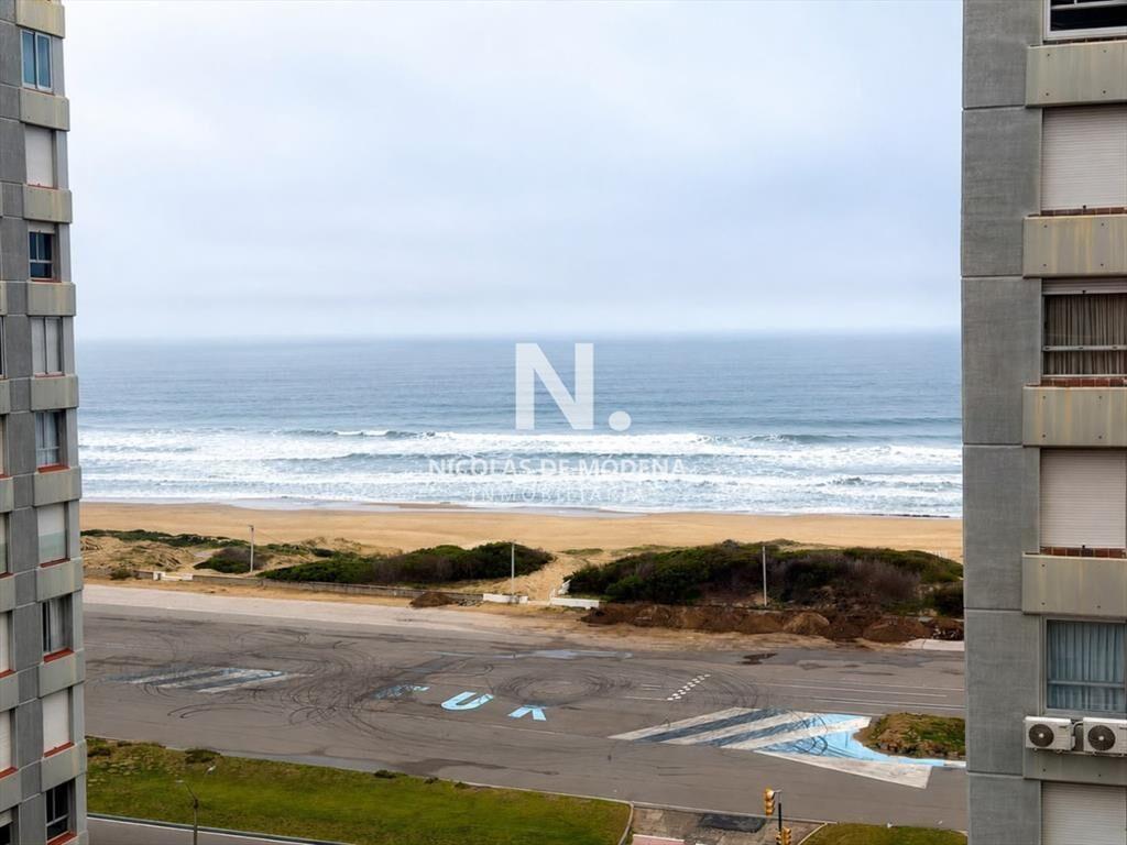 Apartamento Frente al Mar en Brava Punta del