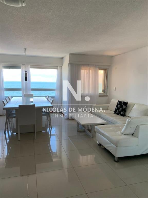 Departamento en venta de 3 dormitorio con vista,