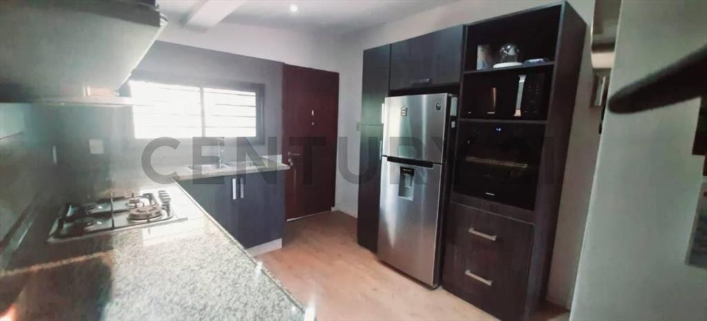 VENTA 2 CASAS-a metros del mar-Cochera-Barbacoa,Parriller...