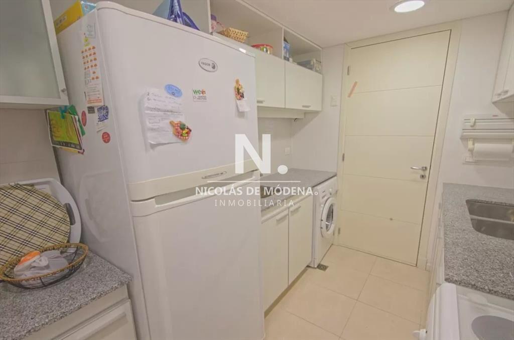 Impecable departamento, comodo e iluminado.