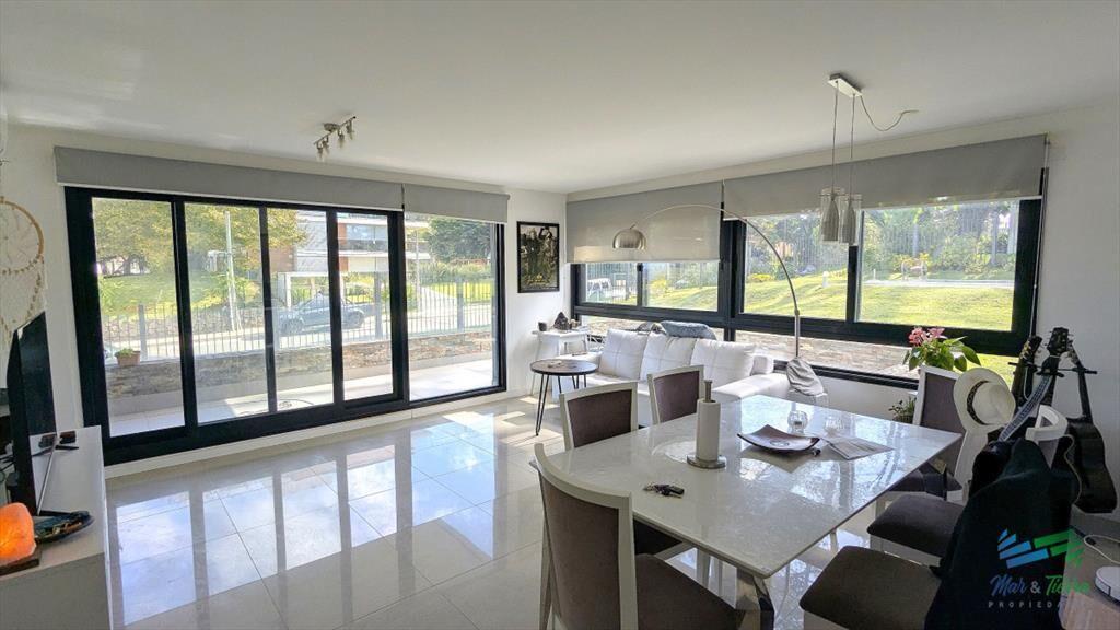 Venta de apartamento 2 dormitorios con vista al