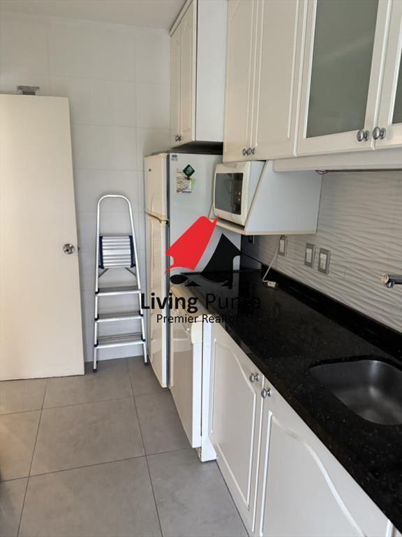 GRAN PLANTA EN COMPLEJO CON SERVICIOS