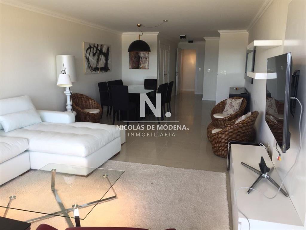 Apartamento en Brava, 3 dormitorios VENTA TORRE IMPERIALE