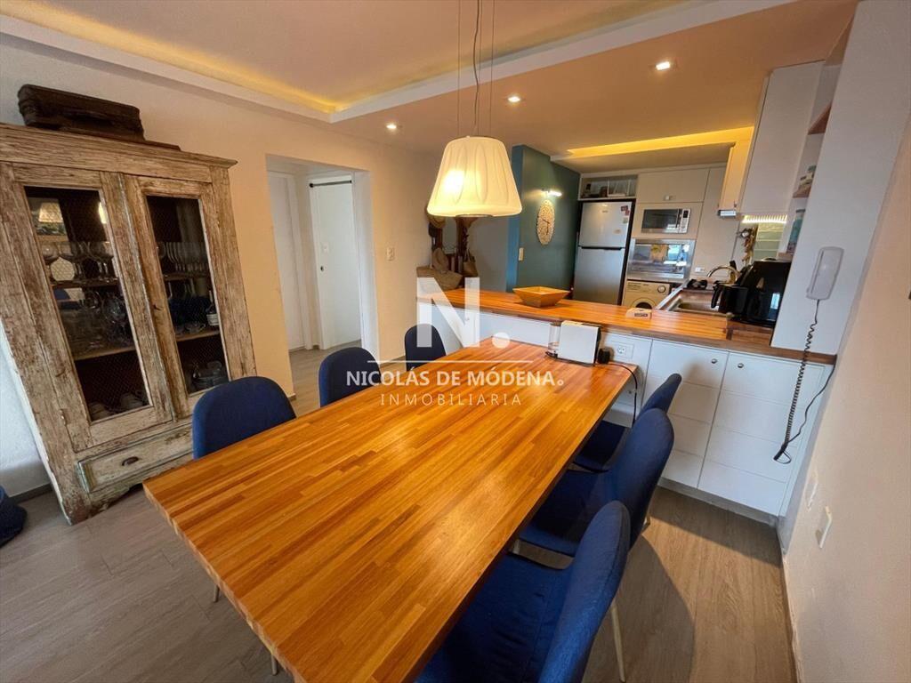 Apartamento en Peninsula, 2 dormitorios