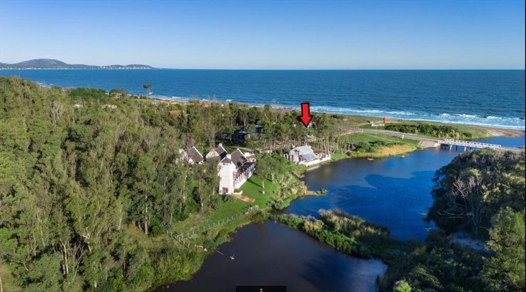 VENTA CASA FRENTE AL MAR EN BELLA VISTA