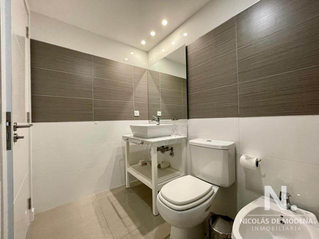 Hermoso apartamento de dos dormitorios en venta!