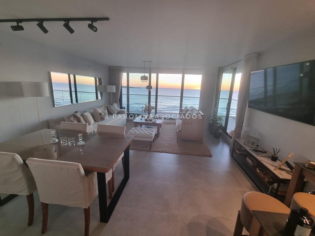 Hermoso apartamento en venta en Venetian Tower, Punta del E