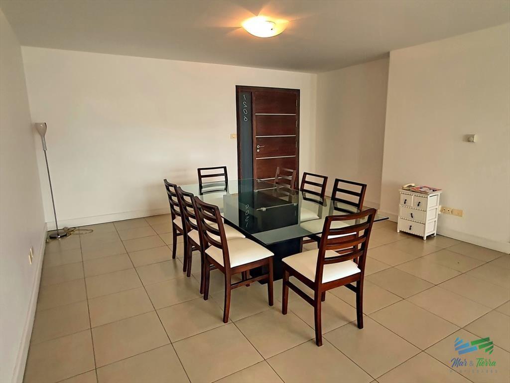 Alquilo apartamento 3 dormitorios con parrillero propio y s