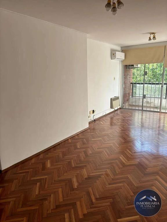 Apartamento 2D, 2B, Piso 5 en alquiler c/ cochera en Pocitos
